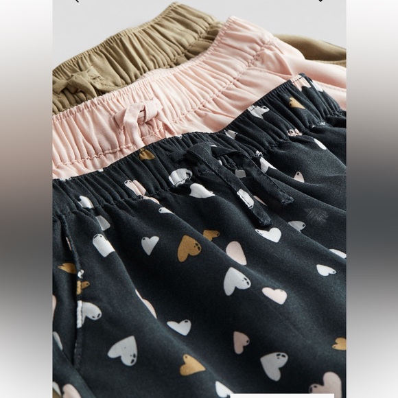 H&M 3pk Joggers - Picture 2 of 9